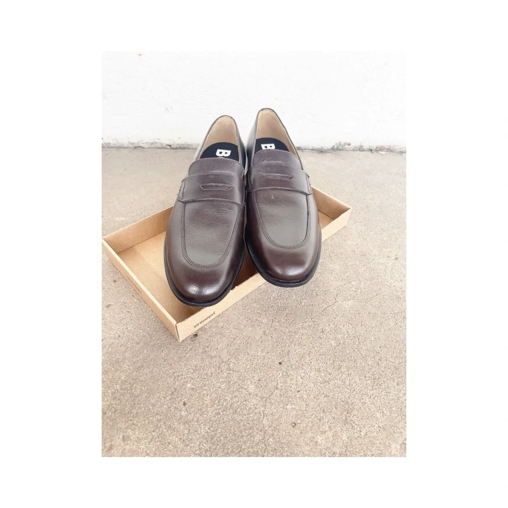 New BOSS Colby Italian Brown Pebbled Leather Dapper Penny Loafers US Size 7 UK 6